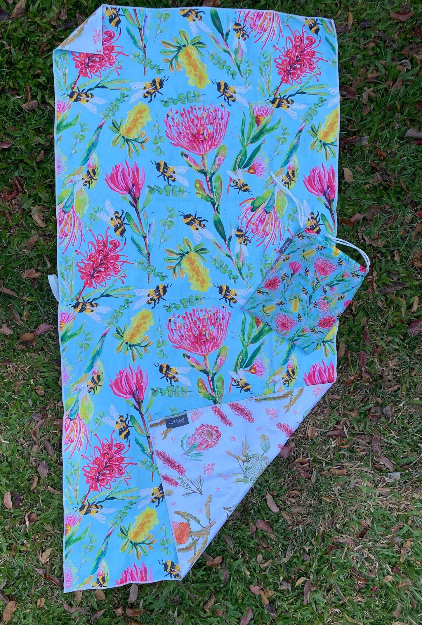 Large Sandfree Beach Towels